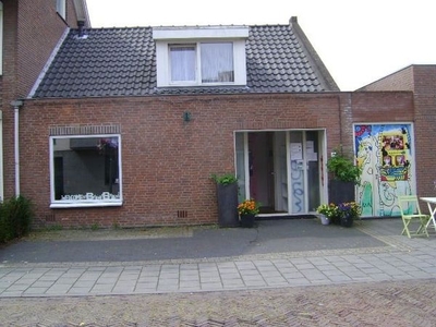 Bernhardstraat in Waalwijk