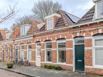 Eerste Spoorstraat 28