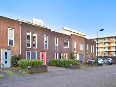 Edward Masseystraat 5