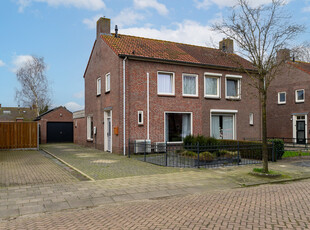 Rector Gelissenstraat 8