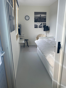 Appartement te huur Zeesluisweg, Den Haag