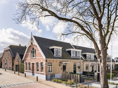 Dorpsstraat 2