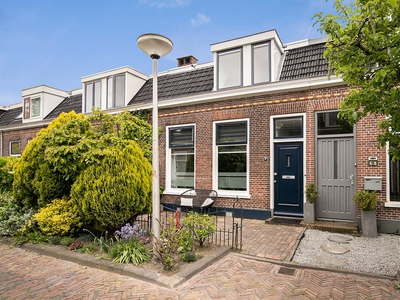 Bisschopstraat 17