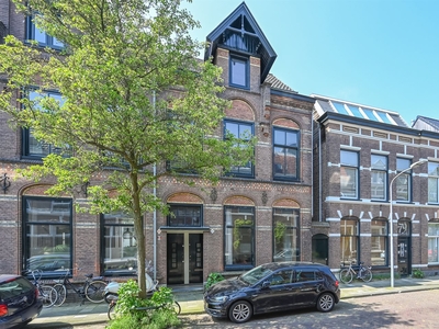 Johan van Vlietstraat 81 rood