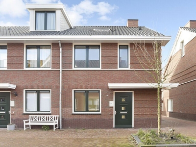 Leylandstraat 10