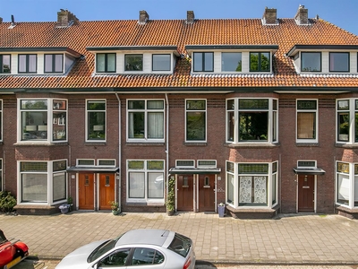 Van Baerlestraat 12 a