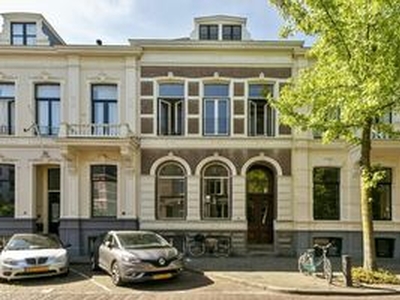 Herenhuis, tussenwoning te huur in Deventer