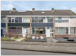 Woonhuis in Papendrecht met 4 kamers