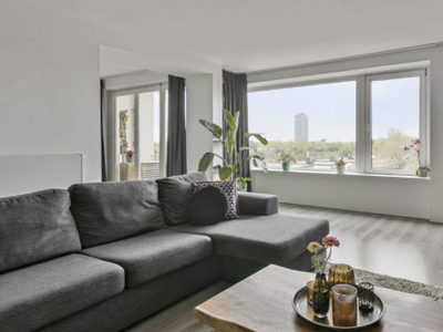 Appartement te huur Van Ruusbroecstraat, Den Bosch