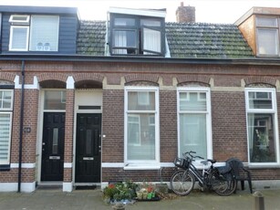 Woonhuis in Den Helder met 4 kamers