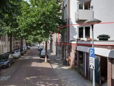 Mgr. van de Weteringstraat 136