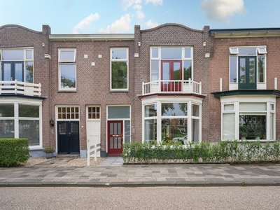 Spoorstraat 138