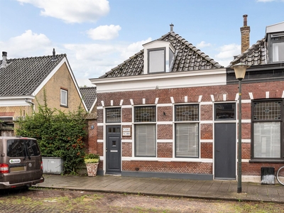 Arnold Hoogvlietstraat 88