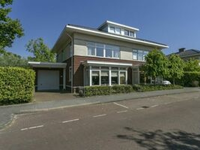 Herenhuis, 2-onder-1-kapwoning te huur in Wassenaar