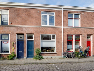 Riouwstraat 93