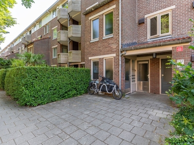 Voorthuizenstraat in Amsterdam (74m2)