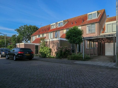 Pastoor Schramaweg in Oud-Ade (160m2)