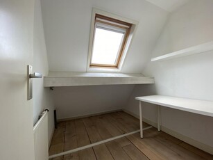 Appartement te huur Ockenburghstraat, Den Haag