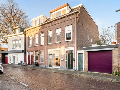 Willem Beukelszoonstraat 63