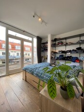 Appartement te huur Ockenburghstraat, Den Haag