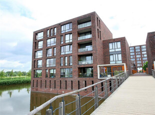 Appartement in Hendrik-Ido-Ambacht met 5 kamers