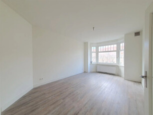 Appartement te huur Van Tuyll van Serooskerkenweg, Amsterdam