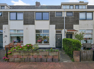 De Ruijterstraat 4