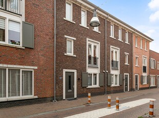 Woonhuis in Houten met 5 kamers