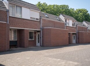 Woonhuis in Veldhoven met 5 kamers