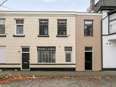 Emmastraat 75