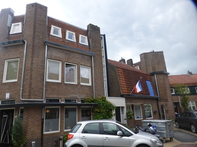 Professor Poelsstraat in Hilversum (70m2)