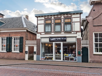 Dorpsstraat 16 a