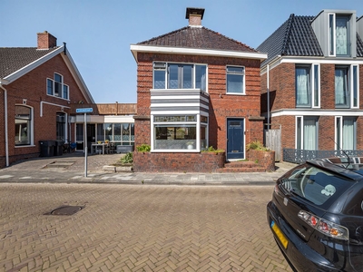 Leeuwstraat 13