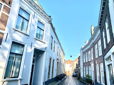 Bovenwoning Latijnse Schoolstraat, Middelburg huren?