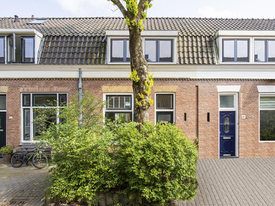 Bouwstraat 12