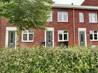 Dolf van der Lindenstraat 6