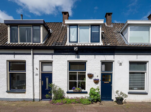 Spoorstraat 8