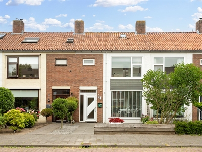 Topaasstraat 24