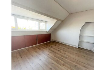 Huur 6 slaapkamer appartement van 126 m² in Noordwijkerhout Centrum