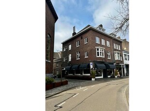 Huur 1 slaapkamer appartement van 64 m² in Maastricht