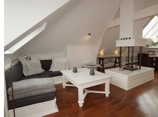 Huur 1 slaapkamer appartement van 70 m² in Cool