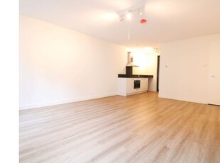 Huur 2 slaapkamer appartement van 10 m² in The Hague