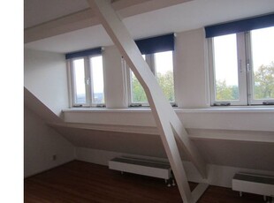 Huur 2 slaapkamer appartement van 35 m² in Klarendal-Noord