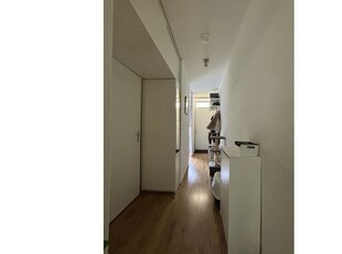 Huur 2 slaapkamer appartement van 45 m² in Electrobuurt