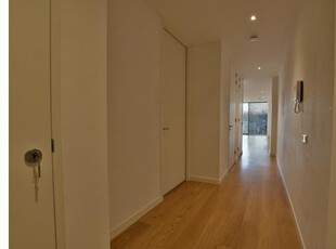 Huur 2 slaapkamer appartement van 66 m² in Heldenbuurt