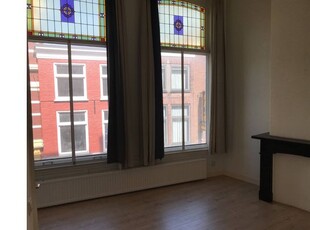 Huur 2 slaapkamer appartement van 75 m² in De Camp