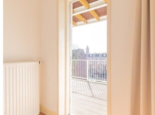 Huur 3 slaapkamer appartement van 50 m² in Nieuwe Pijp