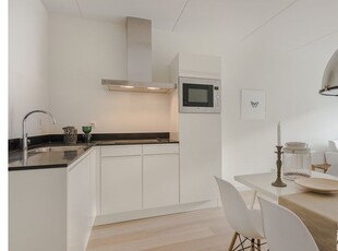 Huur 3 slaapkamer appartement van 54 m² in Amsterdam