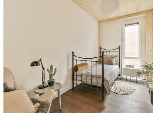 Huur 3 slaapkamer appartement van 67 m² in Noordelijke IJ-oevers-West