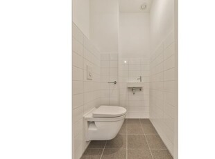 Huur 3 slaapkamer appartement van 69 m² in H-buurt